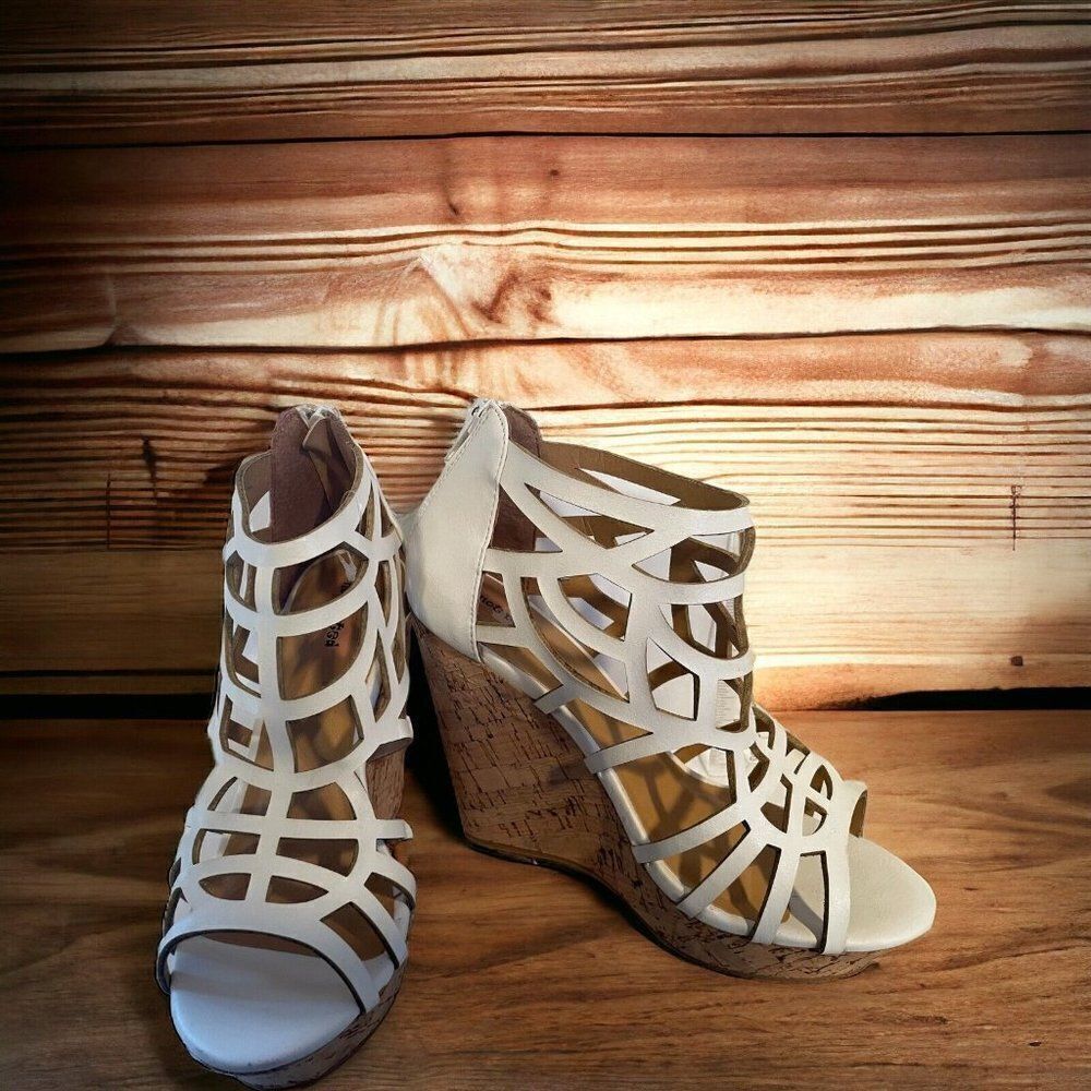 Not Rated White Jimmy Wedges Size 7 - Picture 4 of 8
